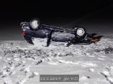 11.1.2019 Dopravní nehoda, OA v poli na střeše, Borotín 